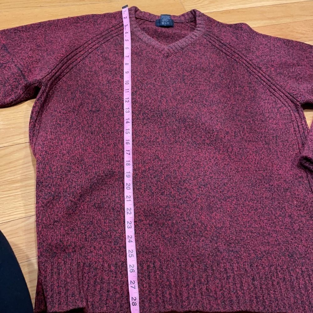 DOCKERS 21. XL men’s sweater. Some fading around the collar as pictured - Picture 7 of 7